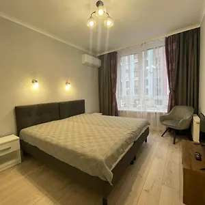 семицвіт House Апартаменты